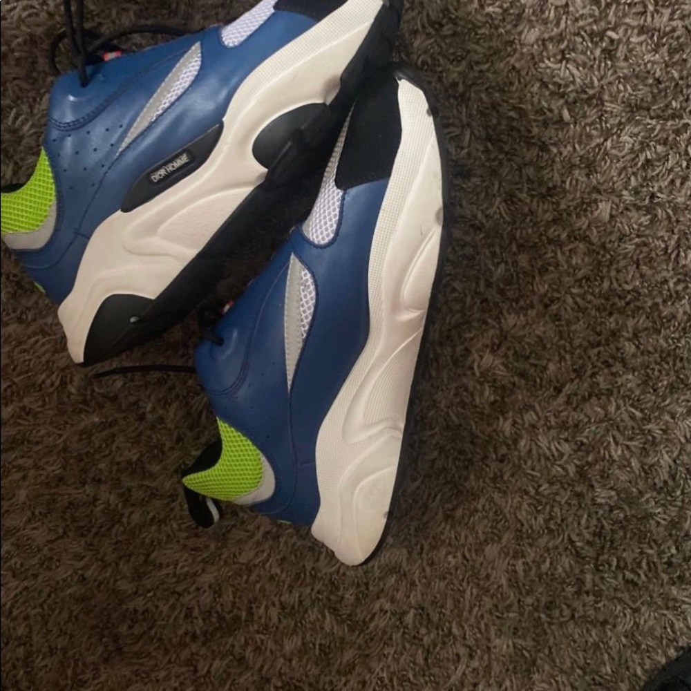 Christian Dior Sneakers - Picture 3 of 4